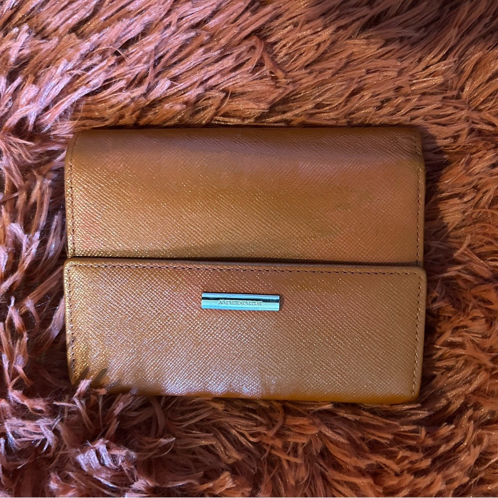 Burberry Orange/Tan Leather wallet